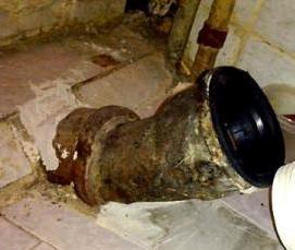 установка манжеты на унитаз - модель 2