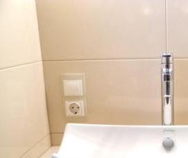 установка раковины в ванной комнате - модель 2