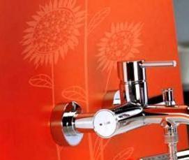 установка смесители для ванной с душем - вариант 4