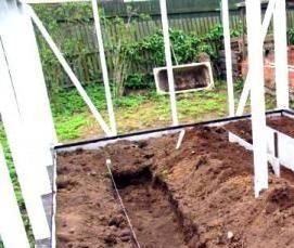 узкие высокие теплицы - модель 3