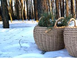 Вазоны из ротанга - модель 2