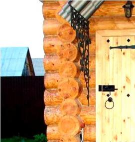 Входная дверь в баню из дерева - вариант 4