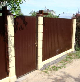 Забор из металлопрофиля с установкой Грязи