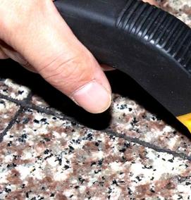 Зачистка швов керамической плитки - модель 3