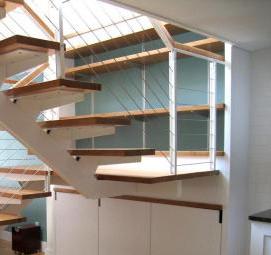 Купить недорогую готовую лестницу на второй этаж в Перми
